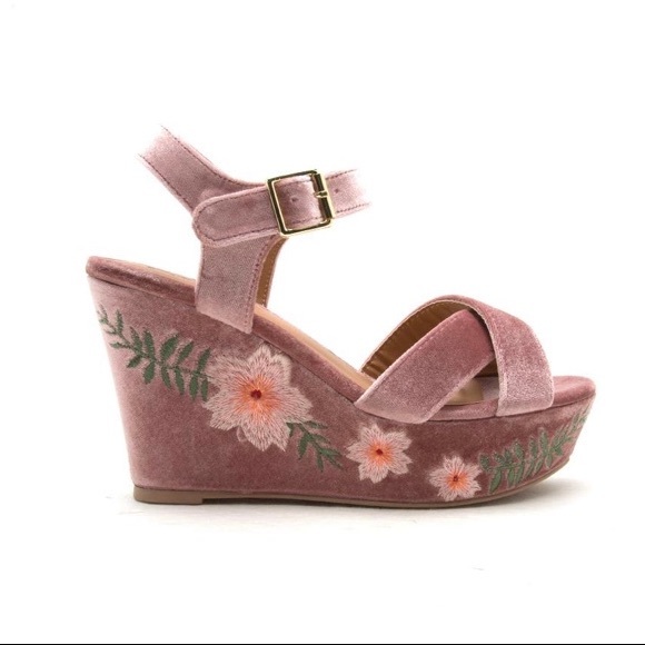 velvet floral platform sandals - Picture 3 of 5